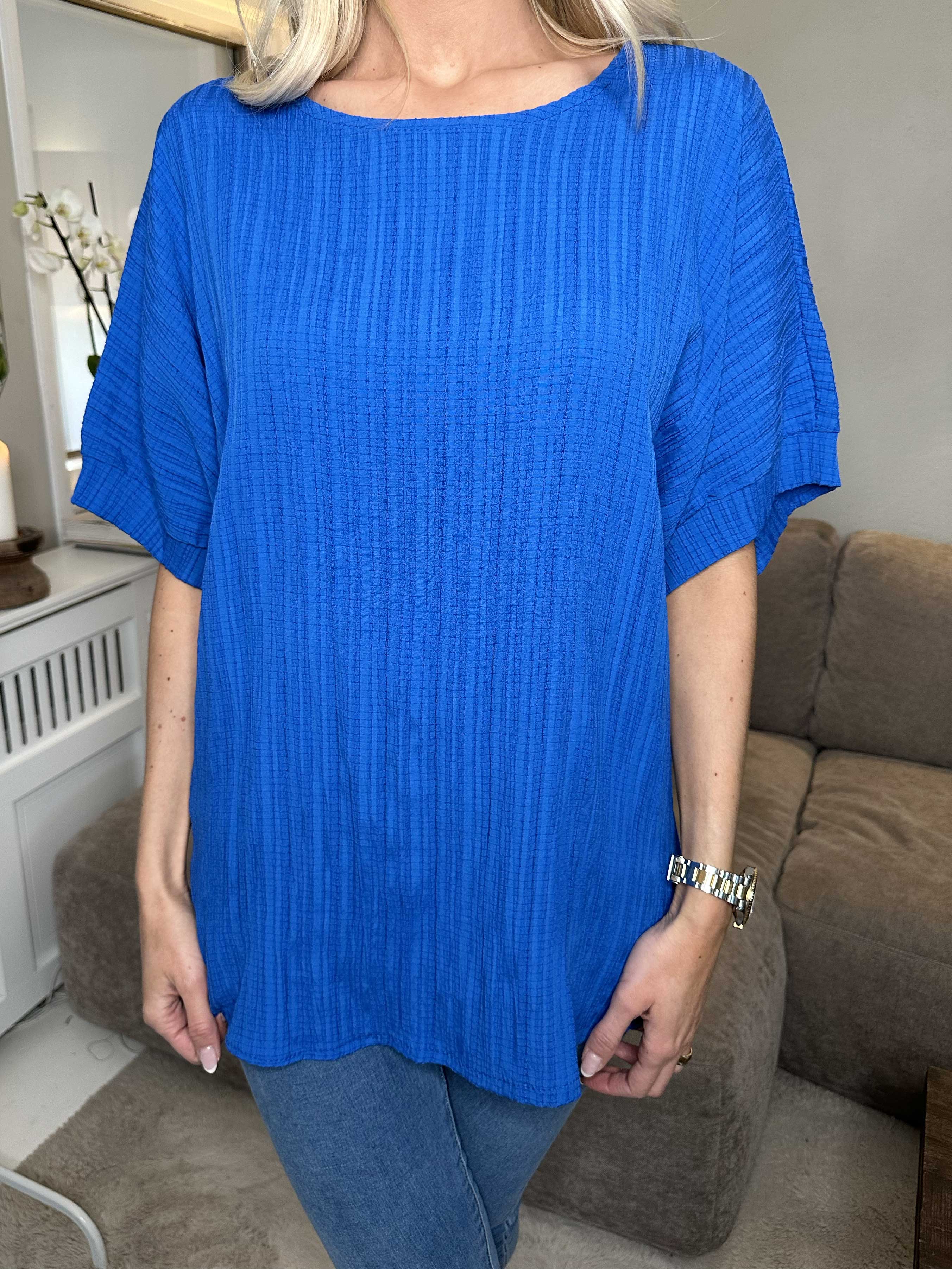 Cindy - Enfärgad blus i crepe-look